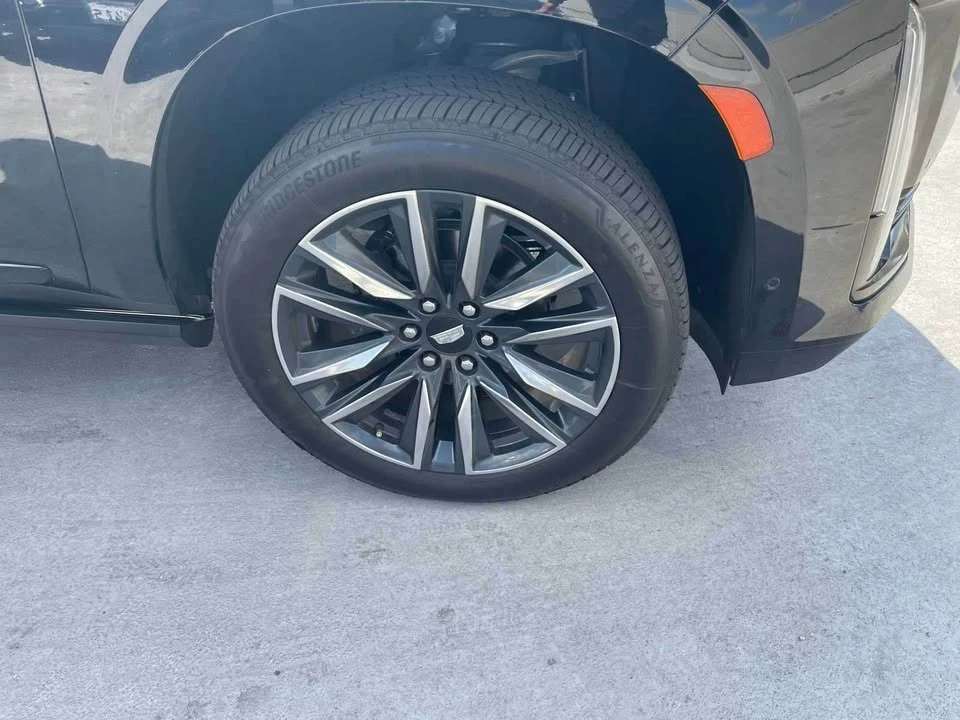 2022 Cadillac Escalade 5th Gen - Image 2 of 7