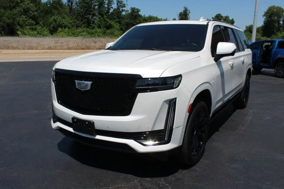 2022 Cadillac Escalade 5th Gen - Image 2 of 20