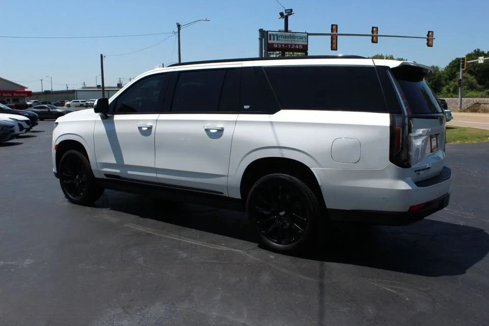 2022 Cadillac Escalade 5th Gen - Image 7 of 20