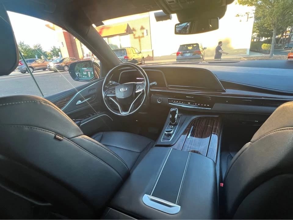 2022 Cadillac Escalade 5th Gen - Image 4 of 5