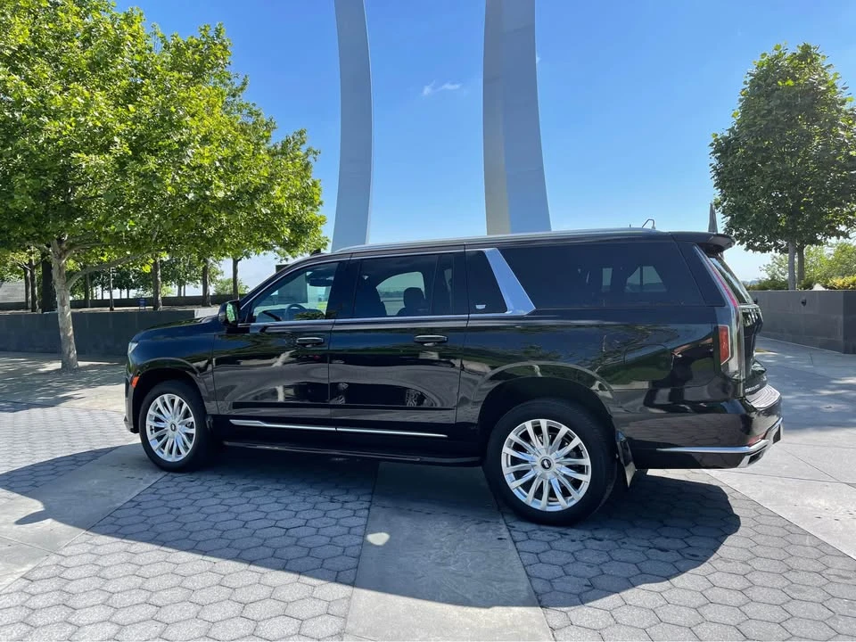 2022 Cadillac Escalade 5th Gen - Image 6 of 13