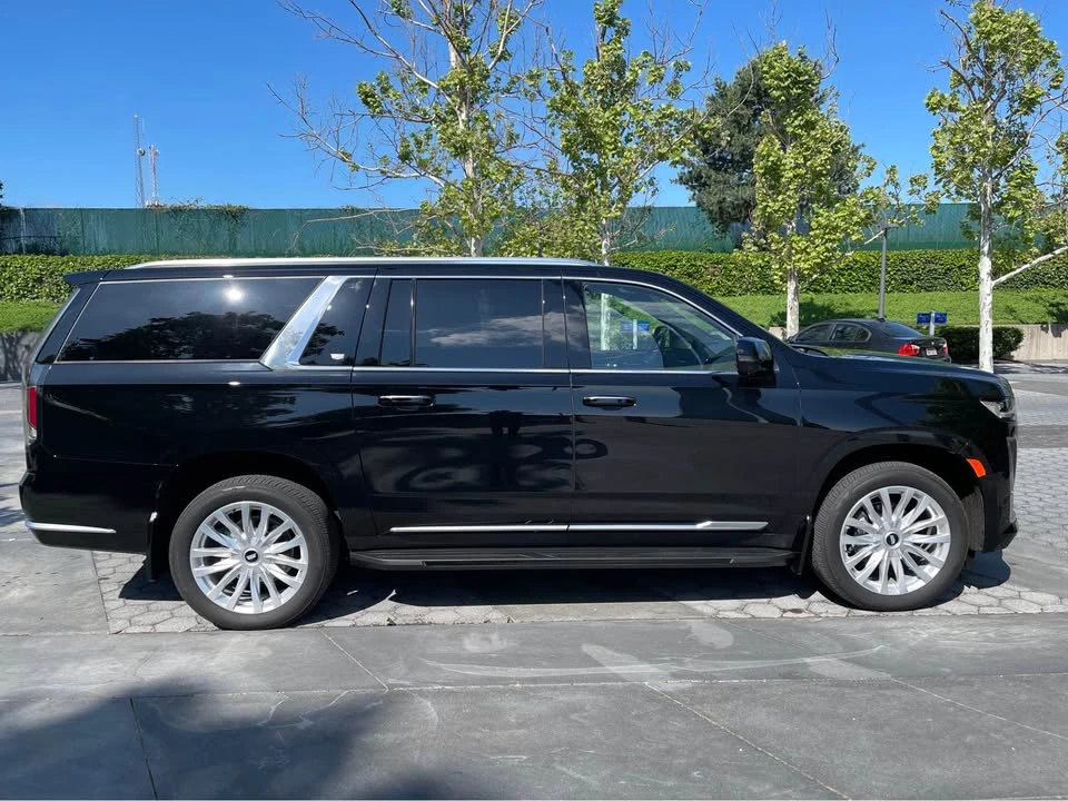 2022 Cadillac Escalade 5th Gen - Image 13 of 13