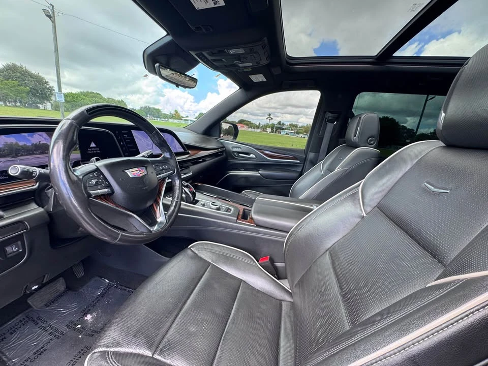 2022 Cadillac Escalade 5th Gen - Image 14 of 14
