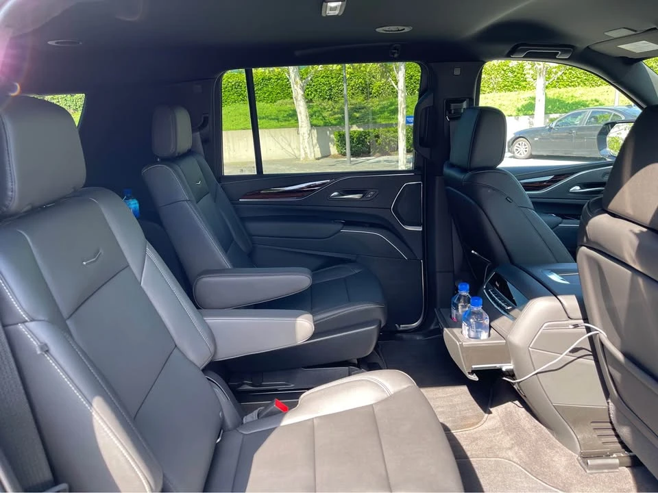 2022 Cadillac Escalade 5th Gen - Image 5 of 13