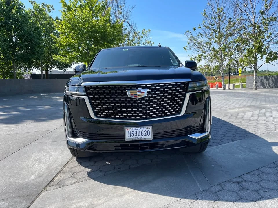 2022 Cadillac Escalade 5th Gen - Image 11 of 13