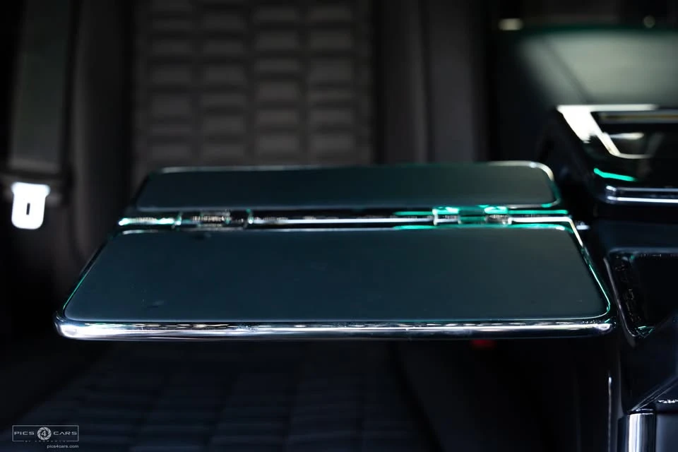 2022 Cadillac Escalade 5th Gen - Image 16 of 20