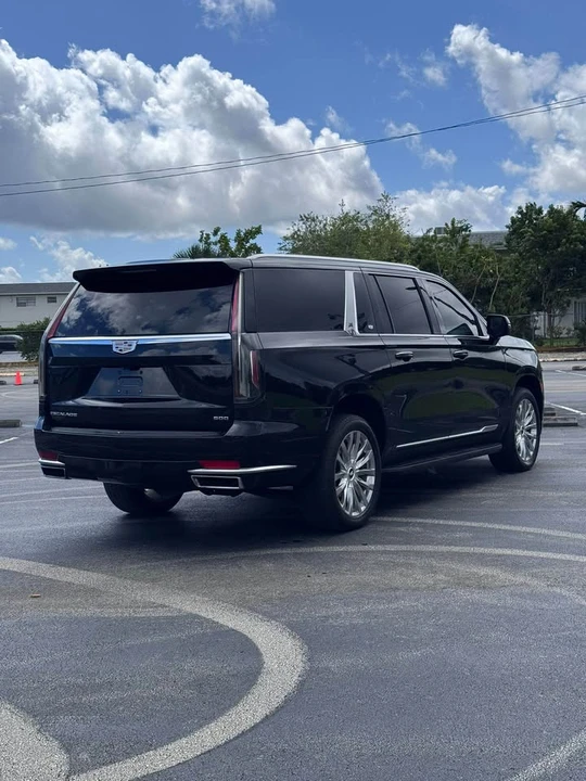2022 Cadillac Escalade 5th Gen - Image 3 of 14