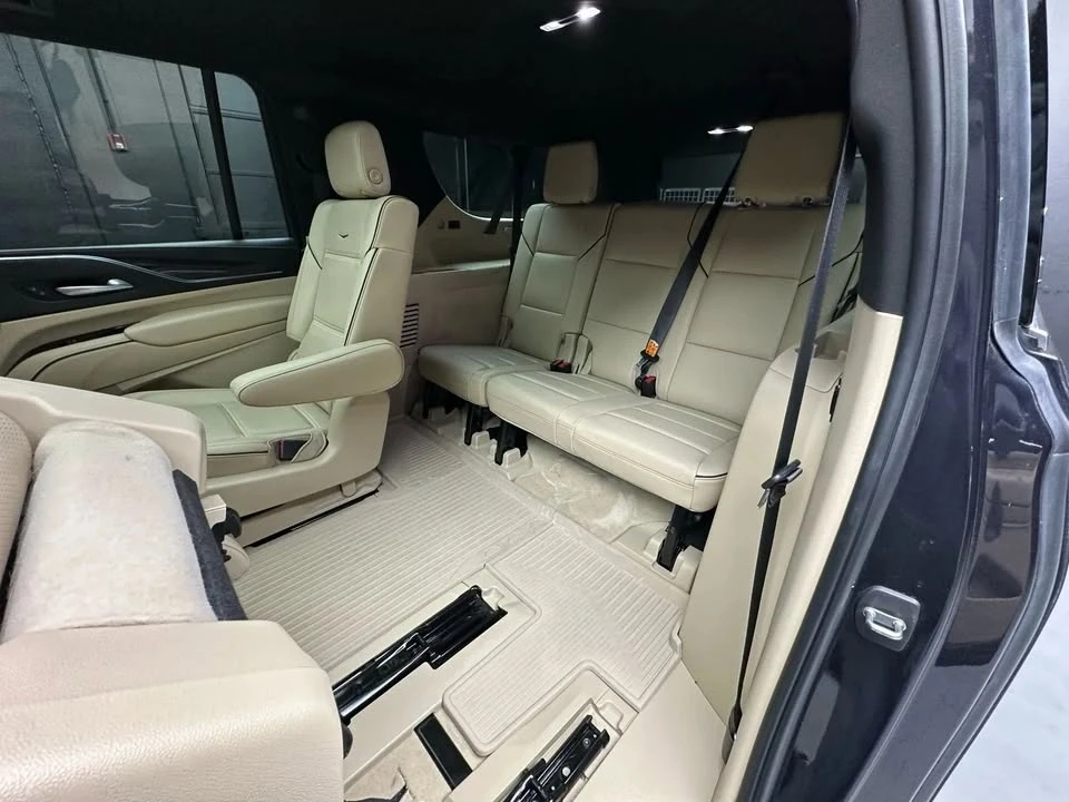 2022 Cadillac Escalade 5th Gen - Image 14 of 20
