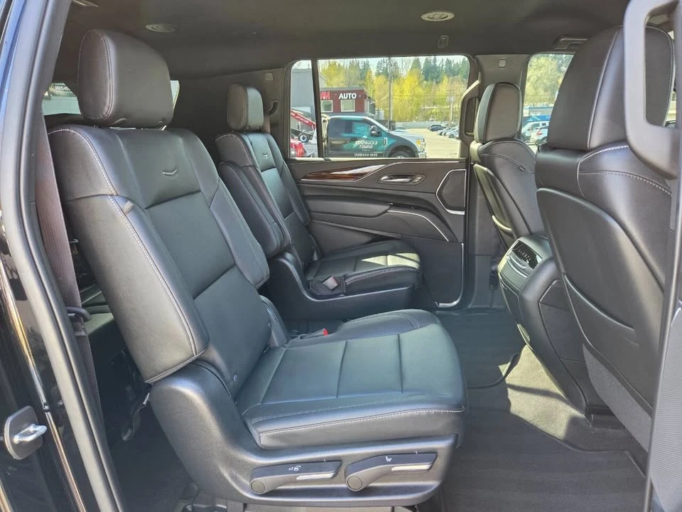 2022 Cadillac Escalade 5th Gen - Image 19 of 20