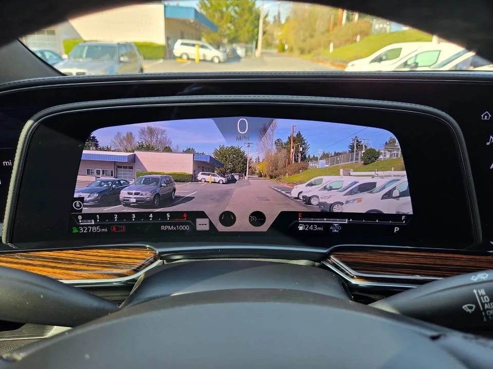 2022 Cadillac Escalade 5th Gen - Image 12 of 20