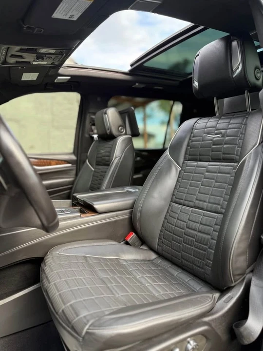 2022 Cadillac Escalade 5th Gen - Image 18 of 20