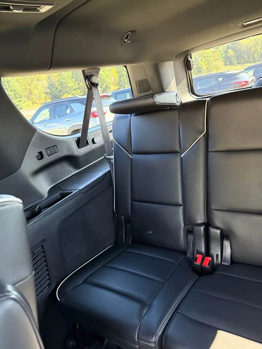 2022 Cadillac Escalade 5th Gen - Image 10 of 11
