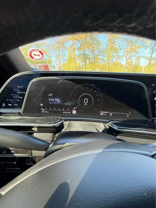 2022 Cadillac Escalade 5th Gen - Image 5 of 11