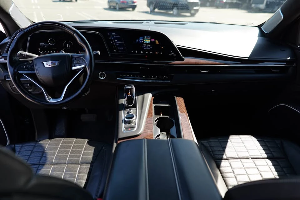 2022 Cadillac Escalade 5th Gen - Image 6 of 12