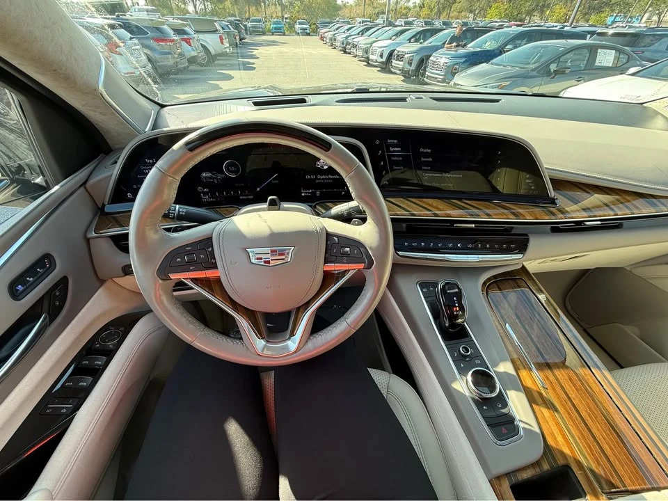 2022 Cadillac Escalade 5th Gen - Image 7 of 13