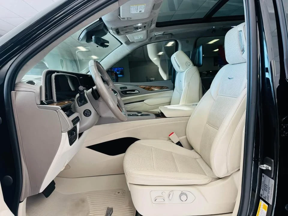 2022 Cadillac Escalade 5th Gen - Image 8 of 20