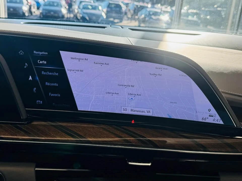 2022 Cadillac Escalade 5th Gen - Image 14 of 20