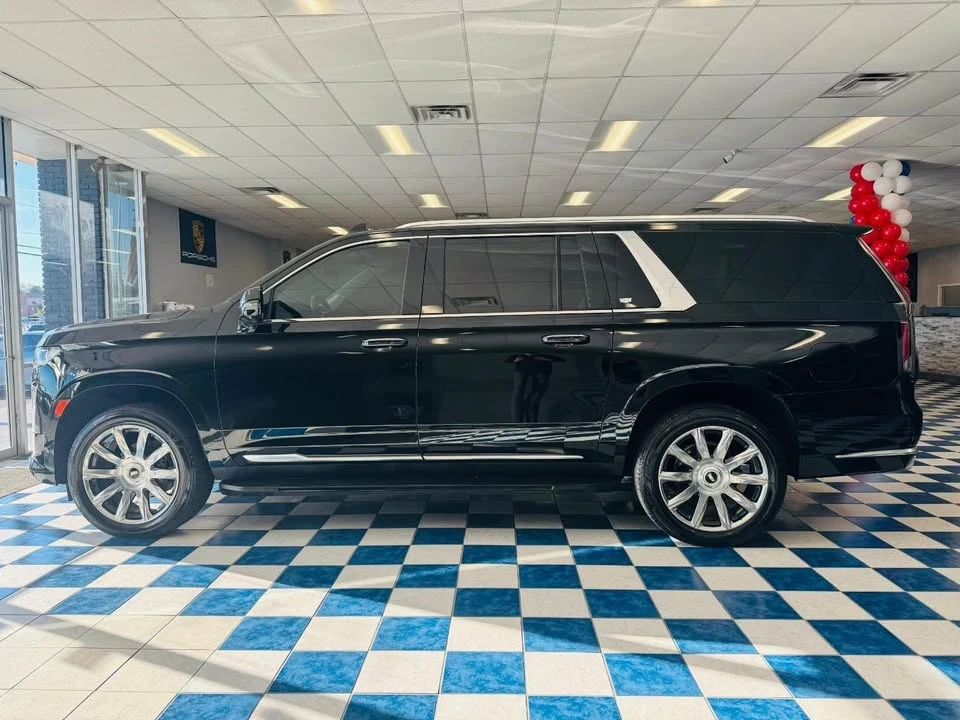 2022 Cadillac Escalade 5th Gen - Image 2 of 20