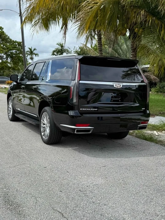 2022 Cadillac Escalade 5th Gen - Image 6 of 12