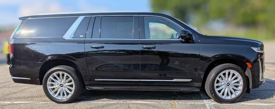 2022 Cadillac Escalade 5th Gen - Image 2 of 7