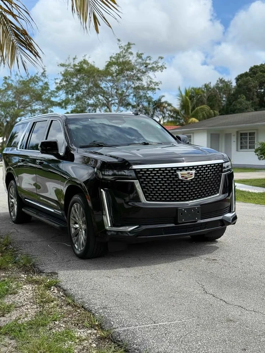 2022 Cadillac Escalade 5th Gen - Image 3 of 12