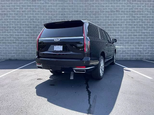 2022 Cadillac Escalade 5th Gen - Image 8 of 19