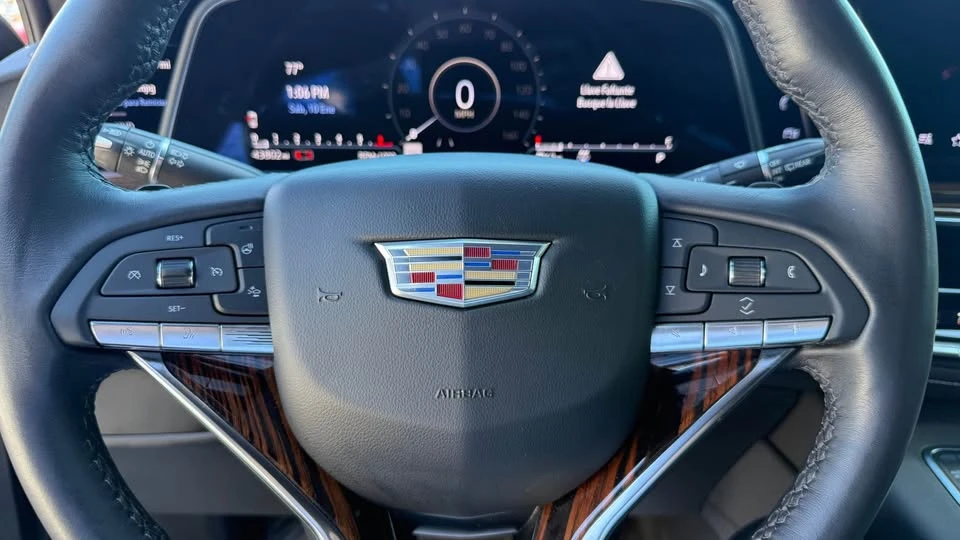 2022 Cadillac Escalade 5th Gen - Image 9 of 20