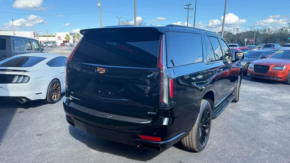 2022 Cadillac Escalade 5th Gen - Image 5 of 20