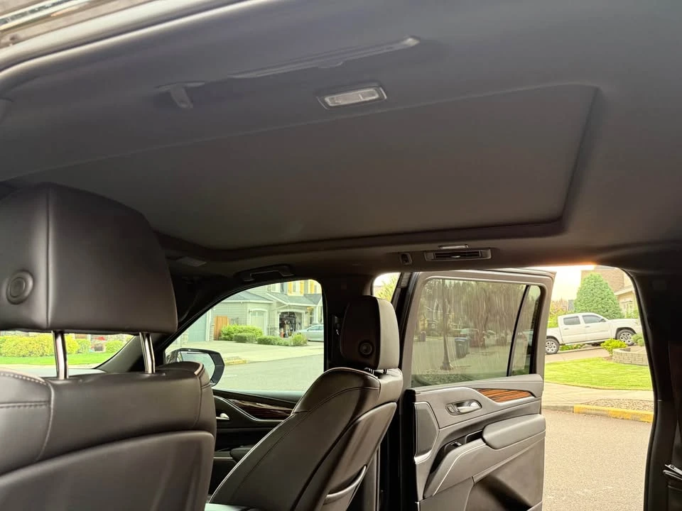 2022 Cadillac Escalade 5th Gen - Image 10 of 13