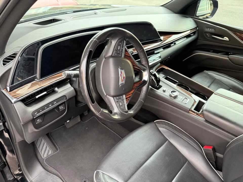 2022 Cadillac Escalade 5th Gen - Image 9 of 13