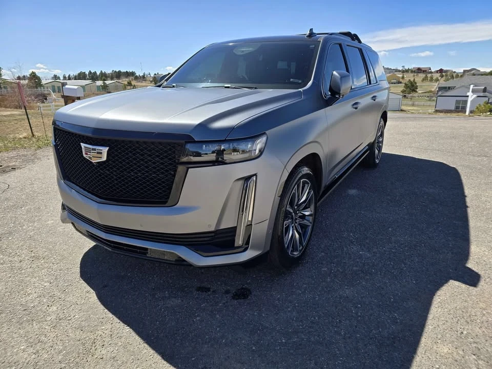 2022 Cadillac Escalade 5th Gen - Image 3 of 19
