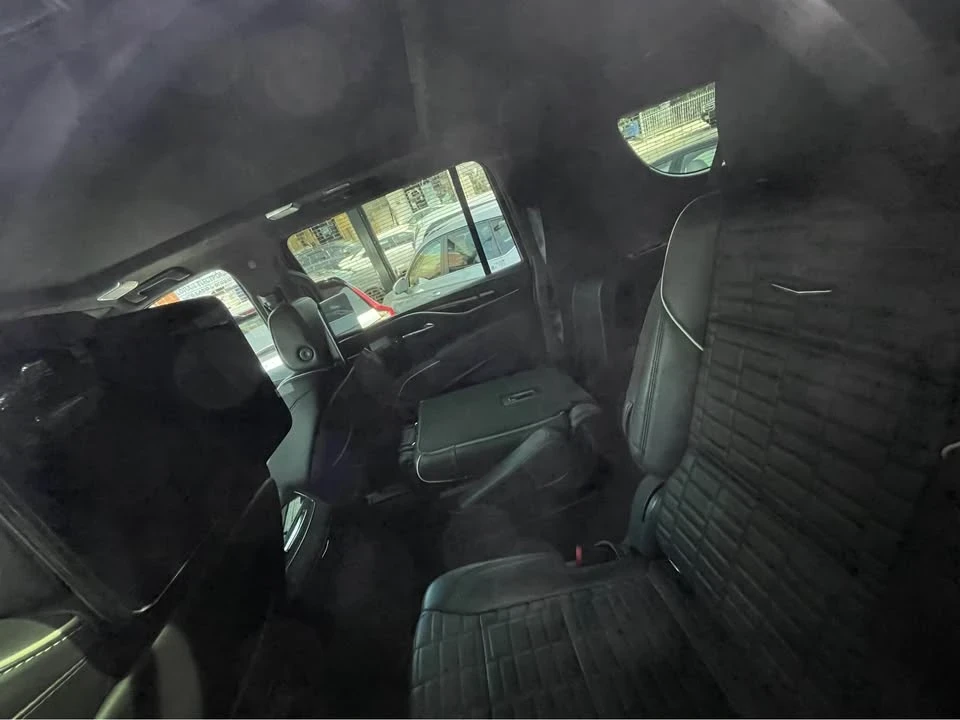 2022 Cadillac Escalade 5th Gen - Image 5 of 5