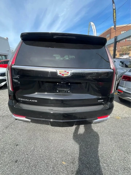 2022 Cadillac Escalade 5th Gen - Image 4 of 5