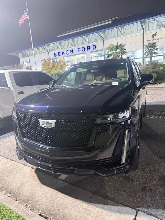 2022 Cadillac Escalade 5th Gen - Image 7 of 11