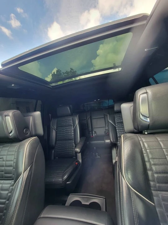 2022 Cadillac Escalade 5th Gen - Image 8 of 11