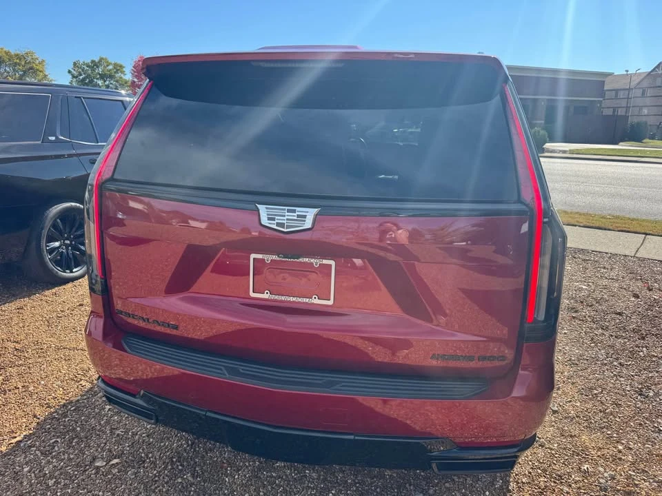 2022 Cadillac Escalade 5th Gen - Image 5 of 10