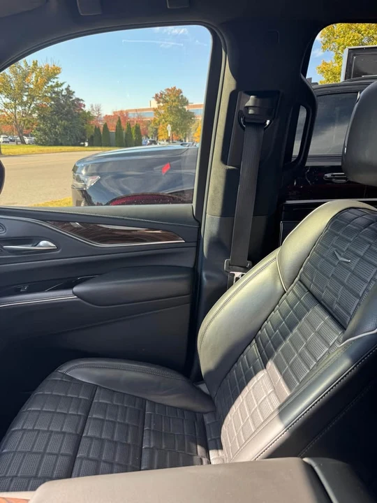 2022 Cadillac Escalade 5th Gen - Image 10 of 10