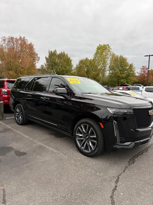 2022 Cadillac Escalade 5th Gen - Image 2 of 6