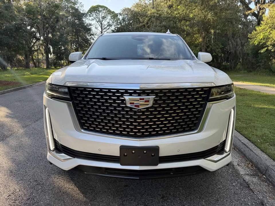 2022 Cadillac Escalade 5th Gen - Image 2 of 10