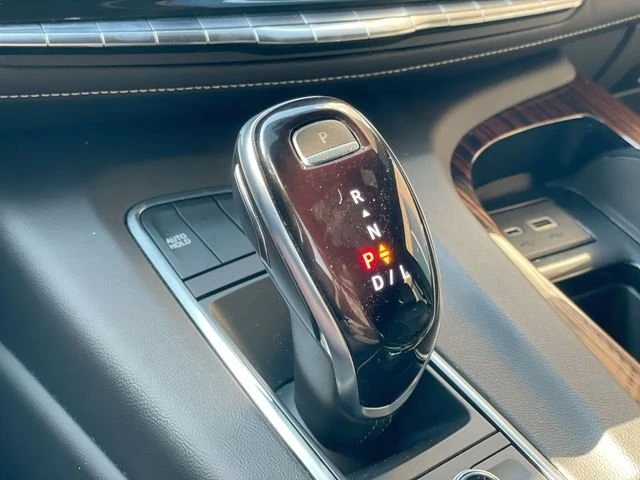 2022 Cadillac Escalade 5th Gen - Image 14 of 20