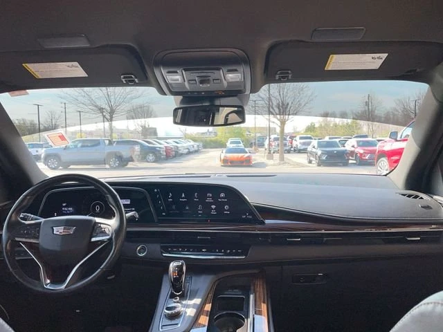 2022 Cadillac Escalade 5th Gen - Image 18 of 20