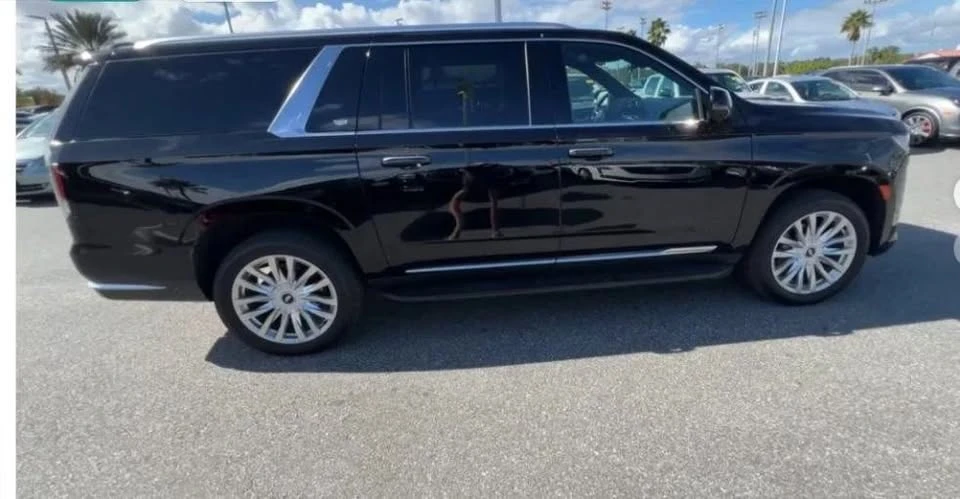 2022 Cadillac Escalade 5th Gen - Image 2 of 14