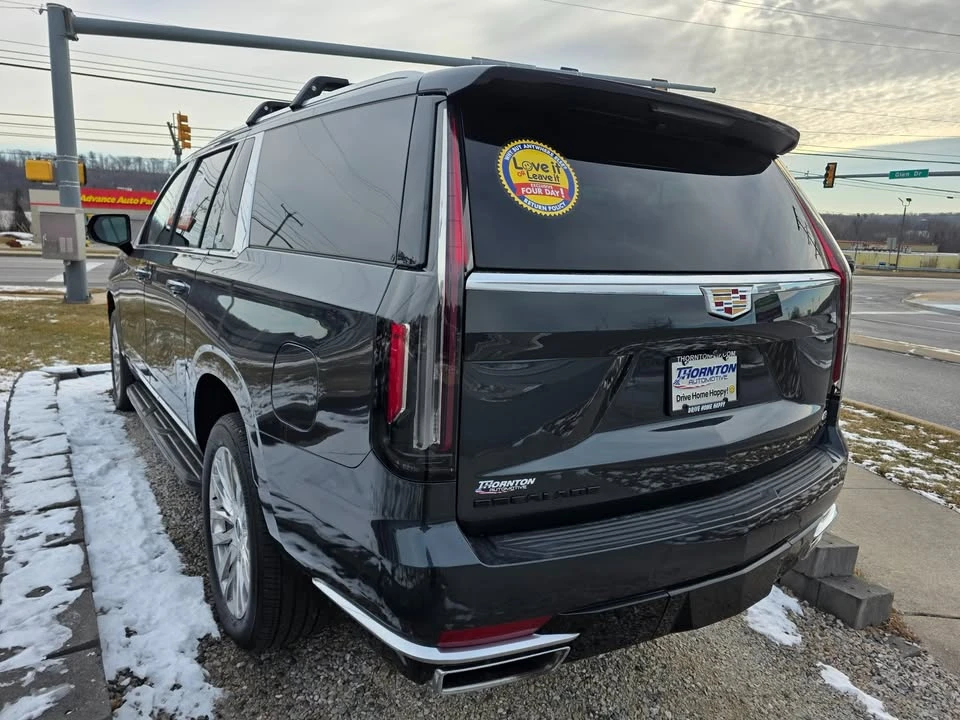 2022 Cadillac Escalade 5th Gen - Image 3 of 12