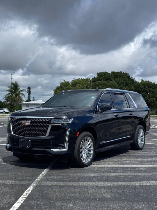2022 Cadillac Escalade 5th Gen - Image 2 of 13