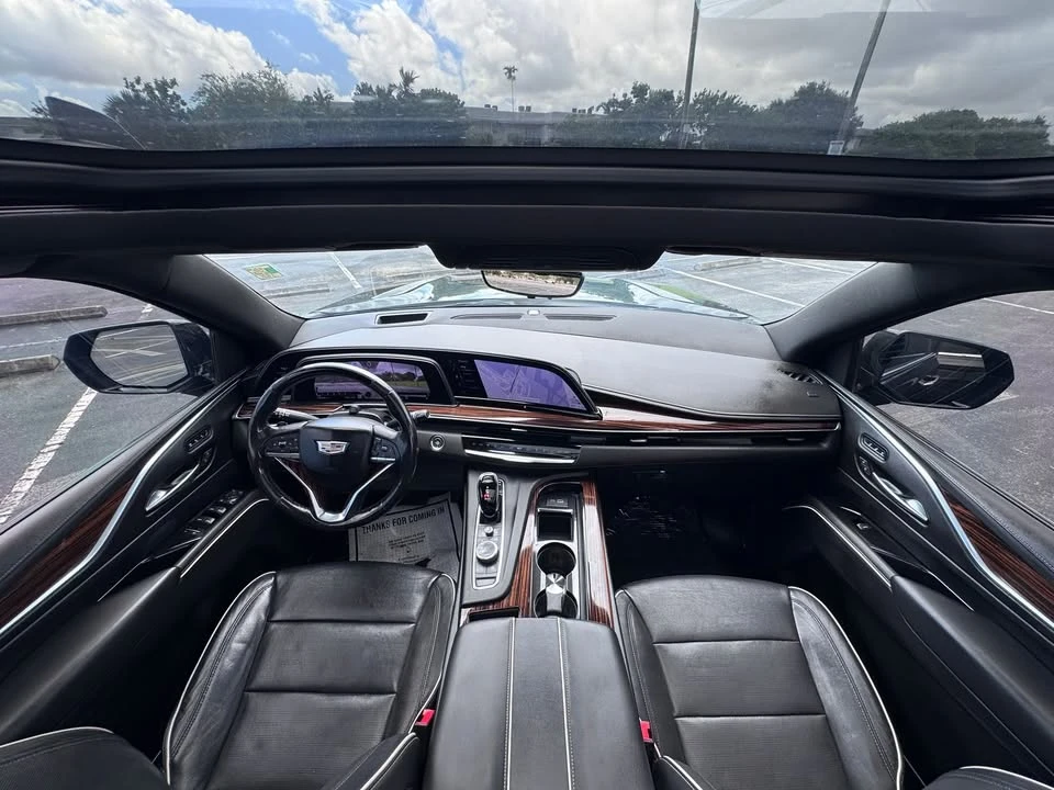 2022 Cadillac Escalade 5th Gen - Image 11 of 13