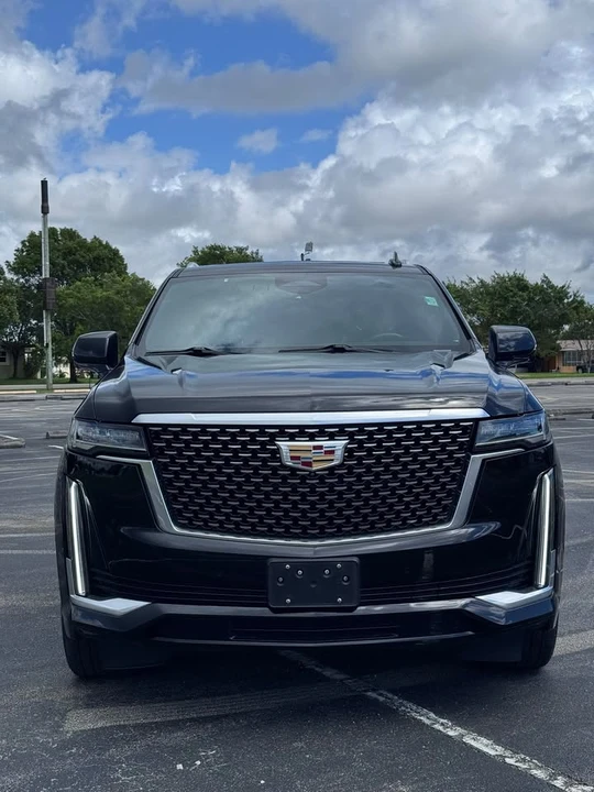 2022 Cadillac Escalade 5th Gen - Image 8 of 13