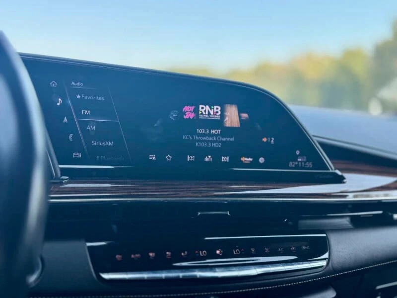 2022 Cadillac Escalade 5th Gen - Image 12 of 12