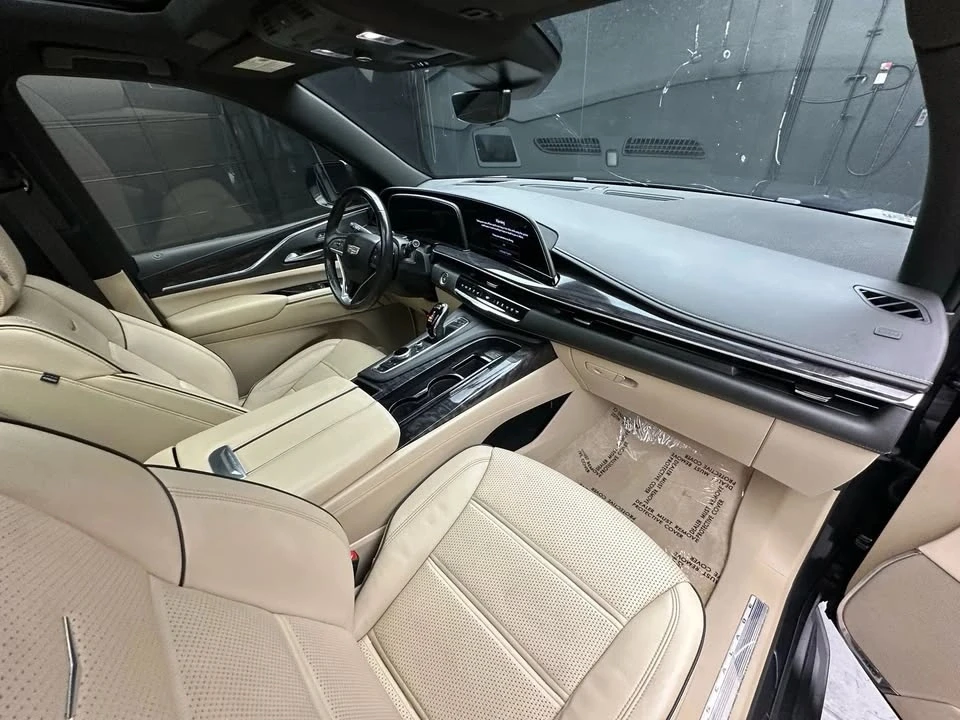2022 Cadillac Escalade 5th Gen - Image 12 of 19