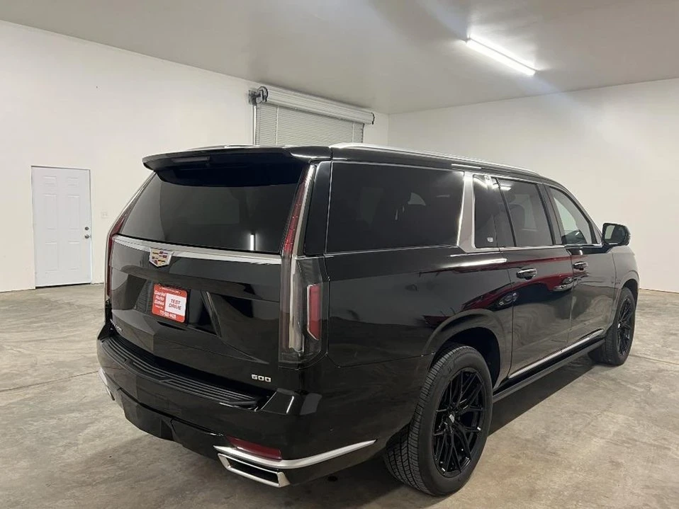 2022 Cadillac Escalade 5th Gen - Image 7 of 20
