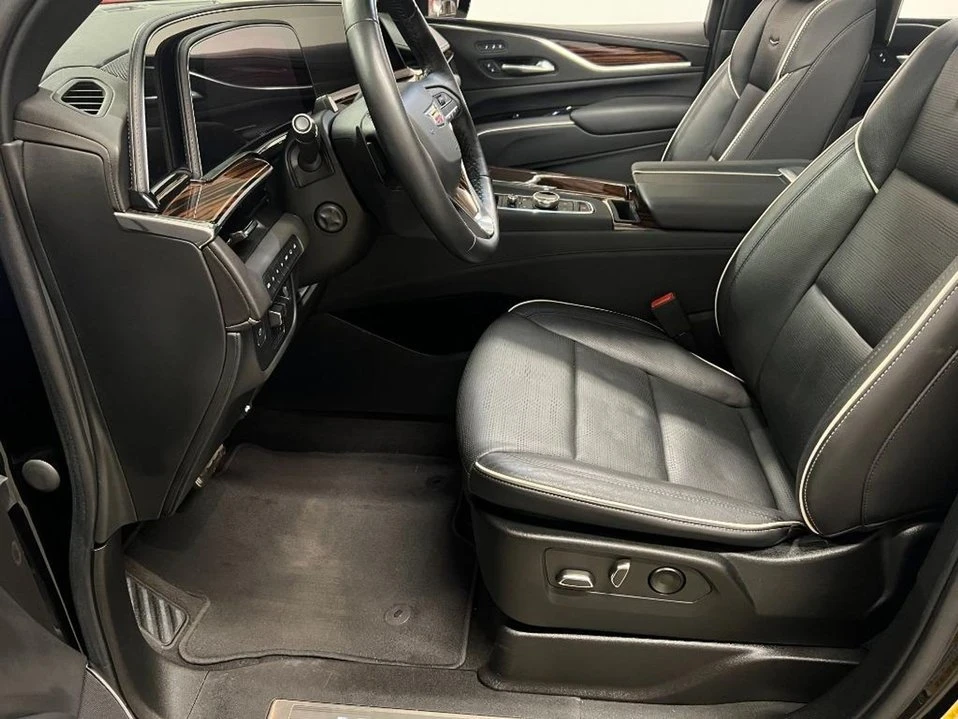 2022 Cadillac Escalade 5th Gen - Image 16 of 20